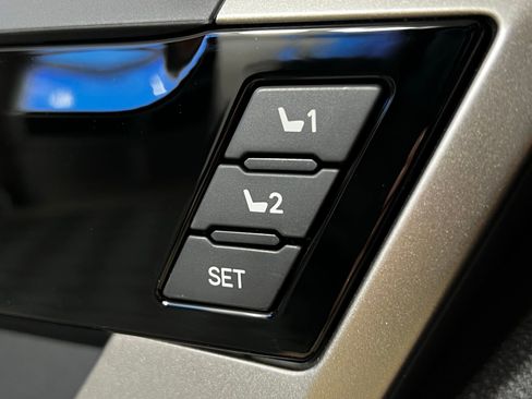 New 2026 Toyota Tundra Limited AWD/4WD image 12