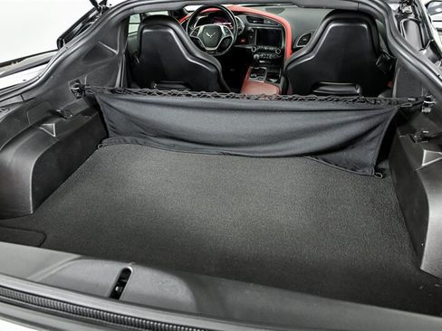 Used 2019 Chevrolet Corvette Z06 RWD image 11