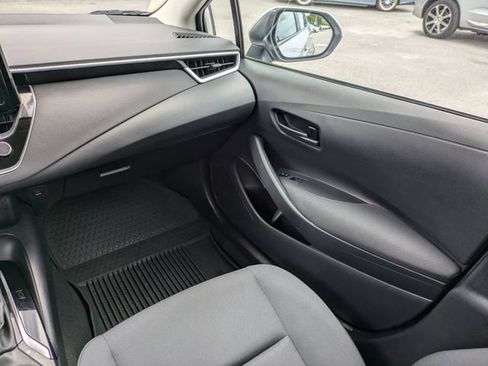 Used 2024 Toyota Corolla LE FWD image 21