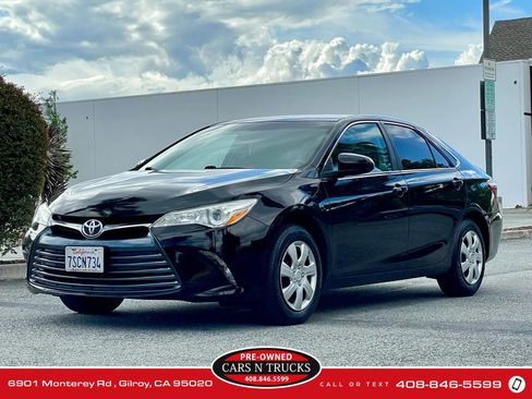 Used 2016 Toyota Camry LE FWD image 26