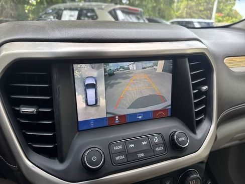 Used 2018 GMC Acadia Denali w/ Technology Package FWD image 25