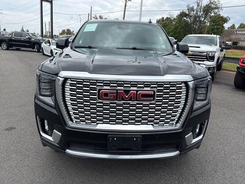 Used 2023 GMC Yukon XL Denali w/ Max Trailering Package image 8