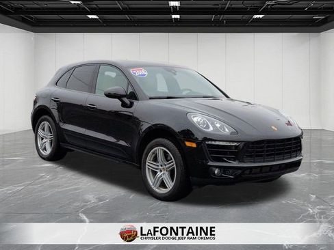 Used 2018 Porsche Macan AWD/4WD image 7