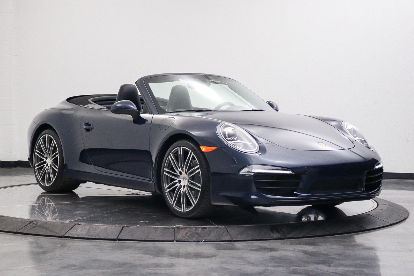 Used 2015 Porsche 911 Carrera image 14