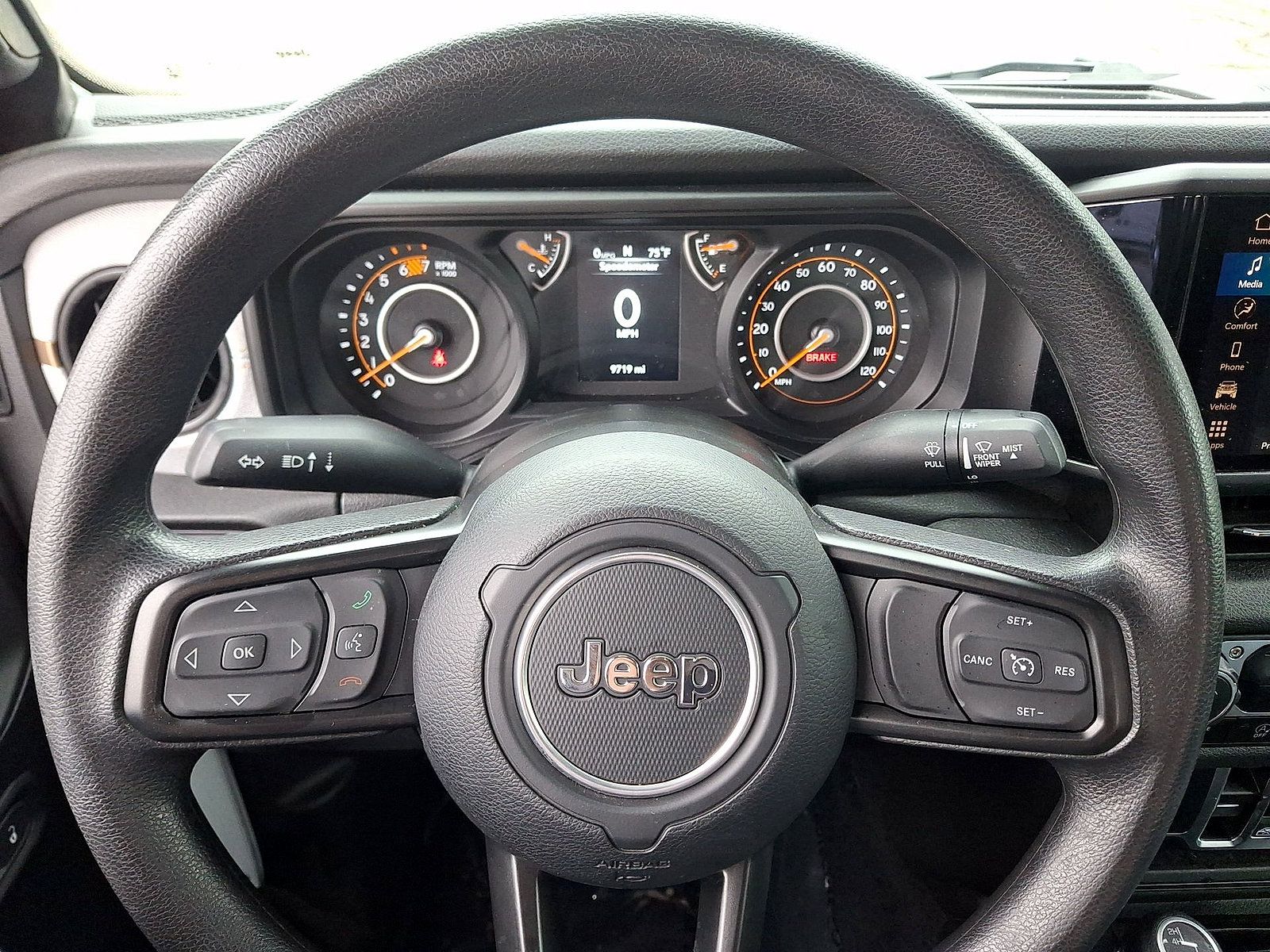 Used 2025 Jeep Wrangler Unlimited Sport AWD/4WD image 16