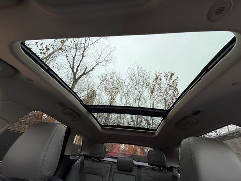 New 2026 Lincoln Corsair Grand Touring image 34