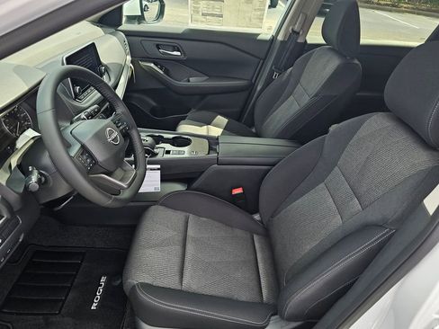New 2026 Nissan Rogue SV image 15