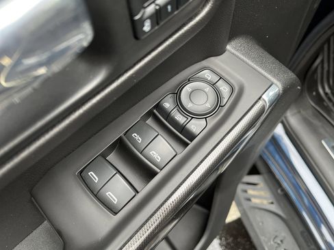 Used 2021 GMC Sierra 2500 AT4 image 15