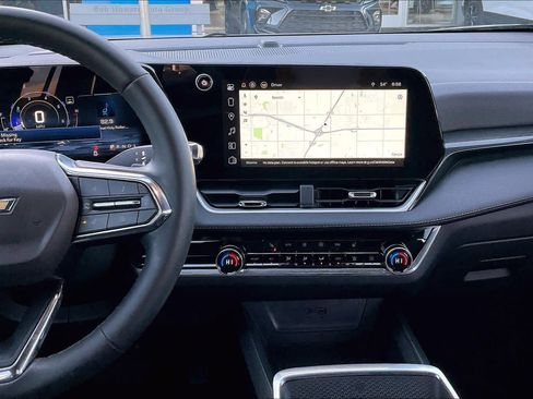 Certified 2025 Chevrolet Equinox LT w/ Convenience Package II image 7