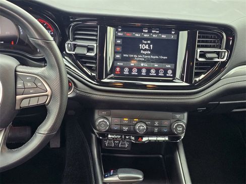 Used 2021 Dodge Durango SXT image 17