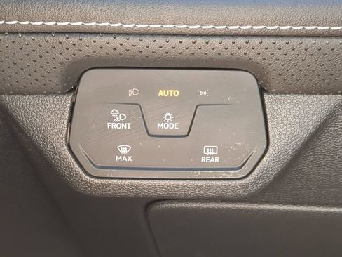 Certified 2025 Volkswagen Atlas SEL Premium R-Line AWD/4WD image 31