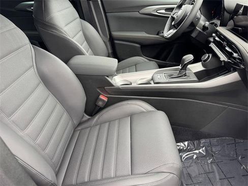 New 2025 Alfa Romeo Tonale w/ Premium Package image 9