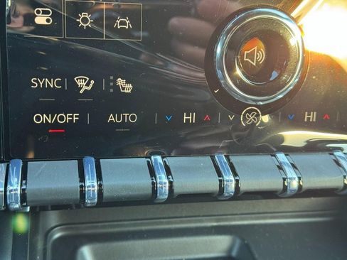 New 2026 GMC Acadia Elevation image 21