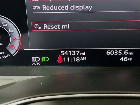 Used 2023 Audi A6 Premium Plus image 13