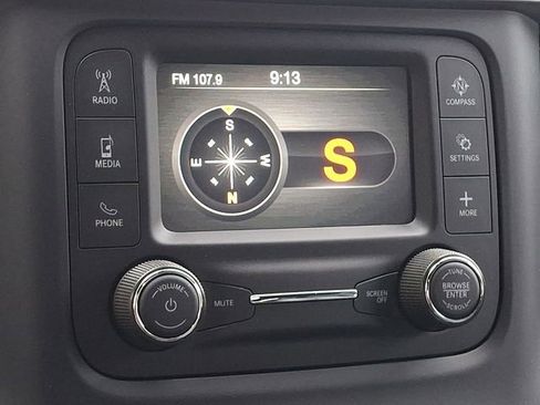 Used 2023 RAM 3500 Tradesman w/ Chrome Appearance Group AWD/4WD image 17