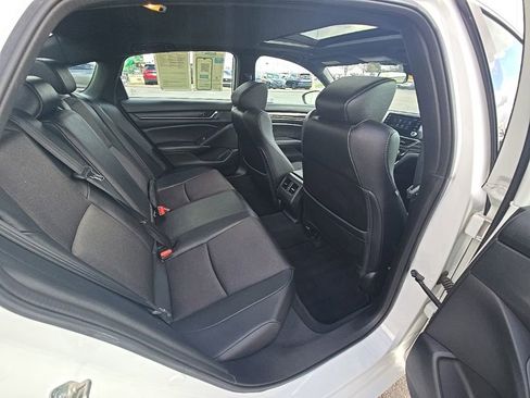 Used 2020 Honda Accord Sport image 30