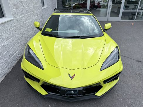 Used 2021 Chevrolet Corvette Stingray Premium Cpe w/ Z51 Performance Package RWD image 8