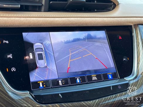 Used 2021 Cadillac XT6 Sport w/ Platinum Package image 16