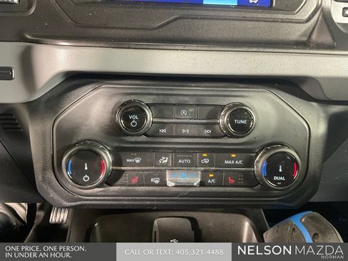 Used 2022 Ford Bronco Black Diamond AWD/4WD image 39
