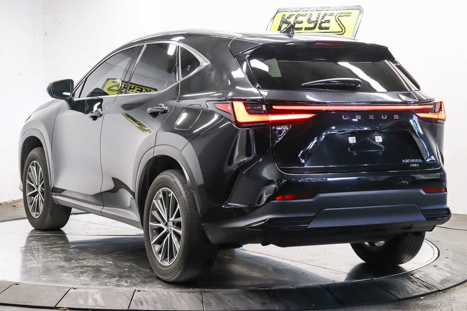 Used 2024 Lexus NX 350h AWD w/ Vision Package image 4