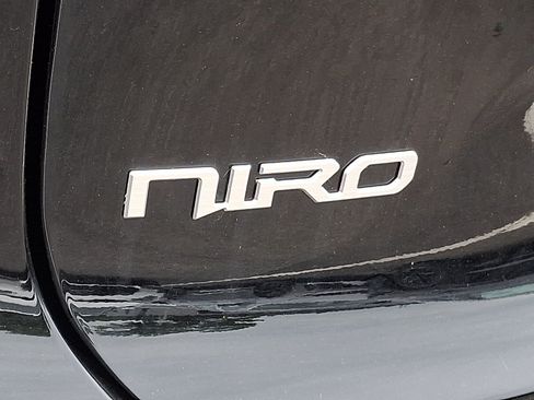 New 2026 Kia Niro Wind FWD image 14