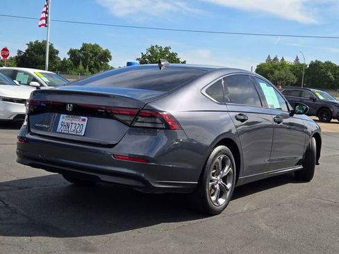 Used 2023 Honda Accord EX image 4