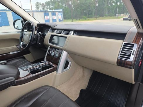 Used 2017 Land Rover Range Rover HSE AWD/4WD image 18