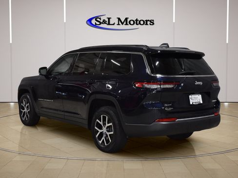 Used 2023 Jeep Grand Cherokee L Limited w/ Trailer Tow Group (B) AWD/4WD image 5
