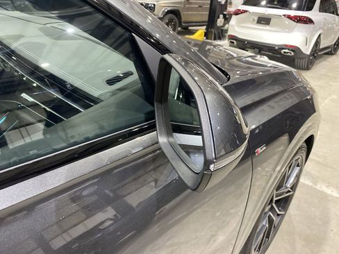 Used 2023 Audi Q8 Prestige w/ Prestige Package image 23