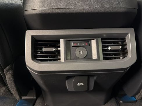 New 2026 Ford F250 Lariat w/ Black Appearance Package AWD/4WD image 37