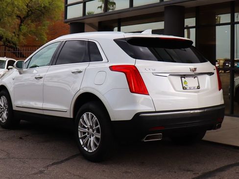 Used 2017 Cadillac XT5 FWD image 9
