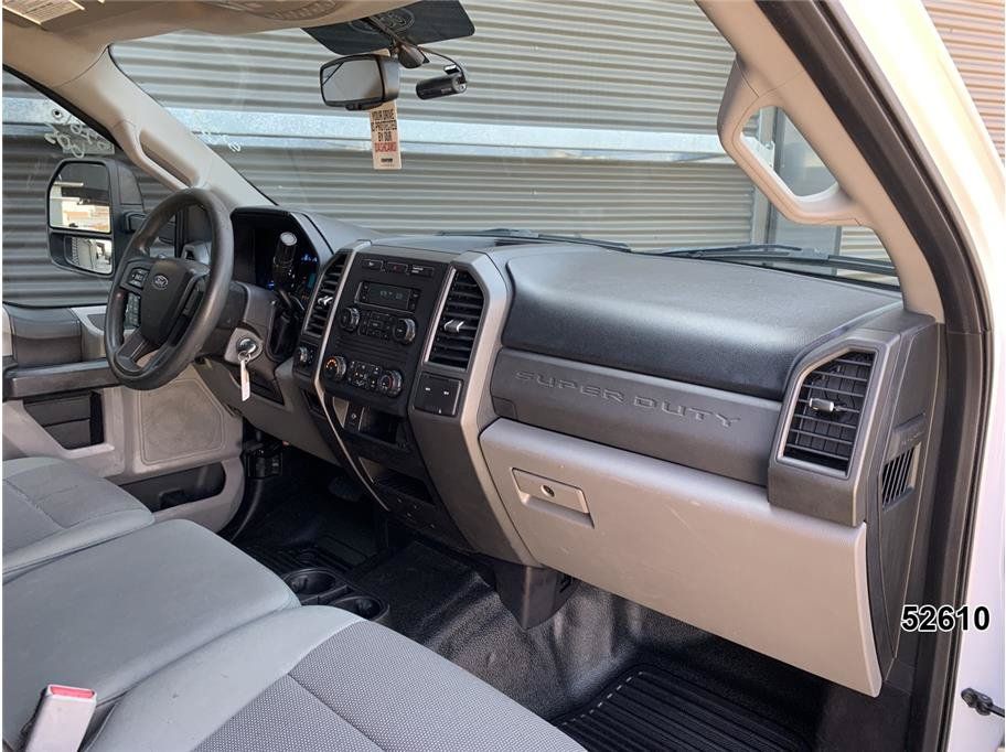 Used 2017 Ford F350 4x4 SuperCab Super Duty image 26