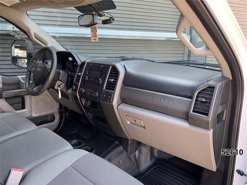 Used 2017 Ford F350 XL w/ Power Equipment Group AWD/4WD image 26
