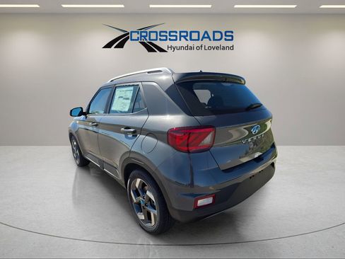 New 2025 Hyundai Venue SEL image 3
