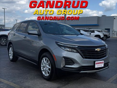 Used 2023 Chevrolet Equinox LT AWD/4WD image 1
