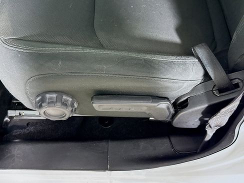 Used 2022 Jeep Wrangler Unlimited Sport image 21