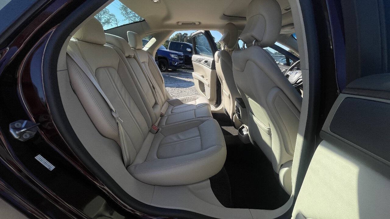 Used 2017 Lincoln MKZ Select w/ Select Plus Package FWD image 19