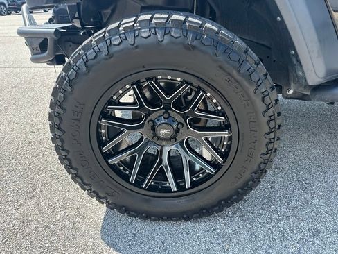 Used 2023 Jeep Wrangler Unlimited Sport AWD/4WD image 6