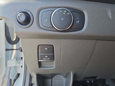 New 2026 Ford Transit 250 148 Medium Roof w/ Load Area Protection Package image 20