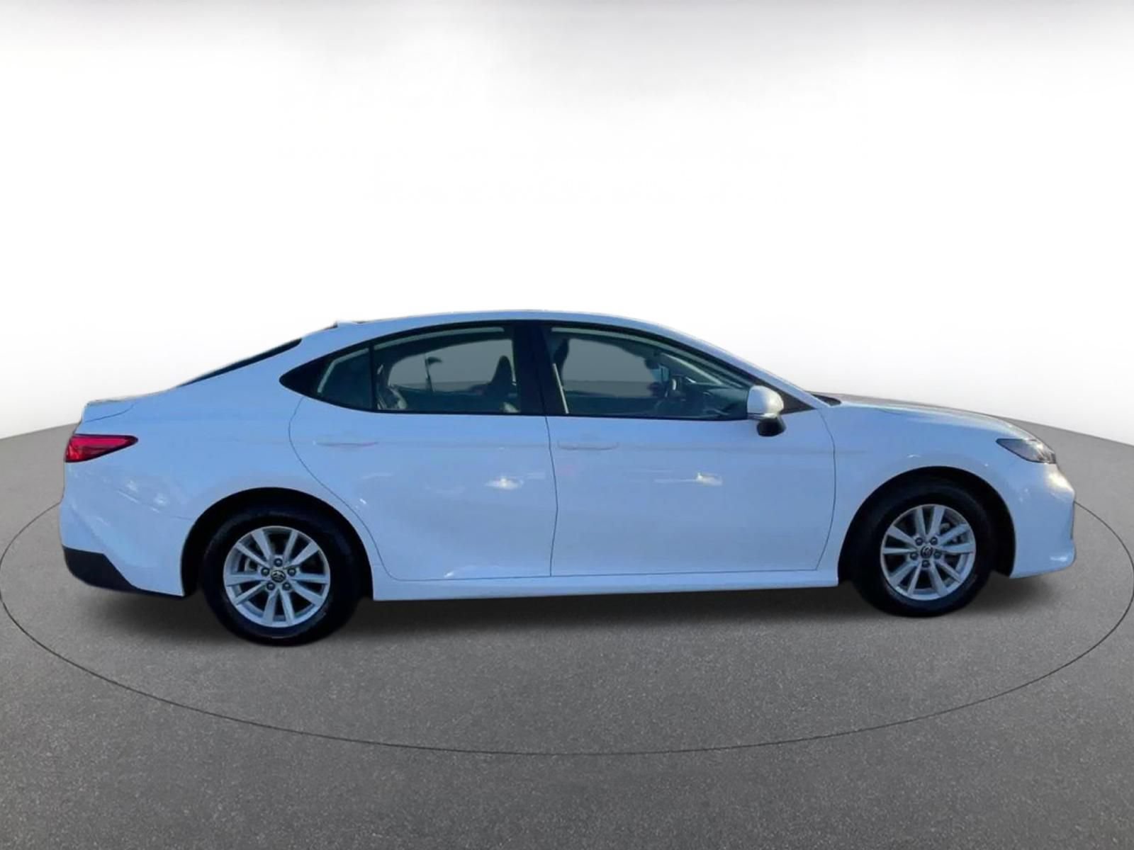 Used 2026 Toyota Camry LE FWD image 15