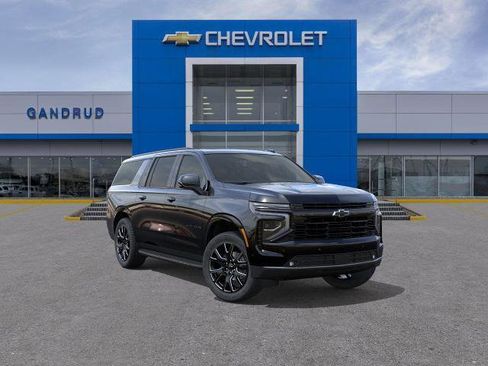 New 2026 Chevrolet Suburban RST image 25