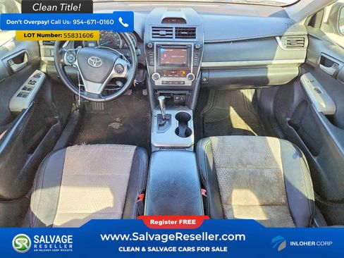 Used 2014 Toyota Camry SE FWD image 11