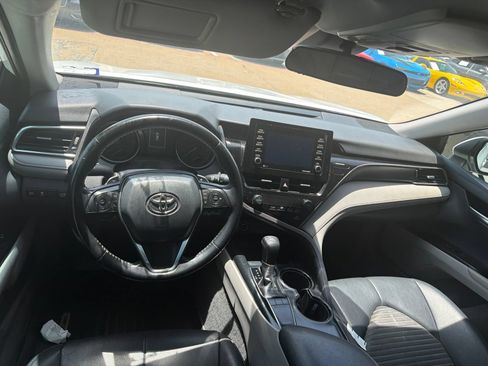 Used 2024 Toyota Camry SE FWD image 10