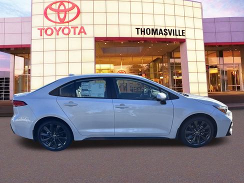 New 2026 Toyota Corolla SE image 4