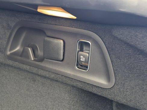 New 2026 Mercedes-Benz GLE 63 AMG S image 14