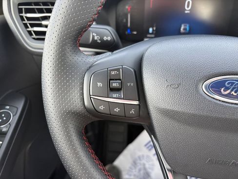 Used 2025 Ford Escape ST-Line AWD/4WD image 15