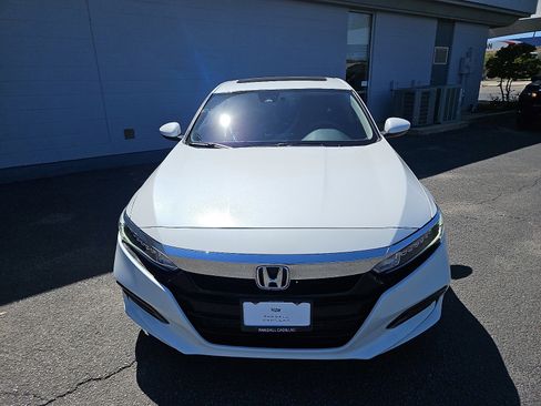 Used 2019 Honda Accord EX image 5
