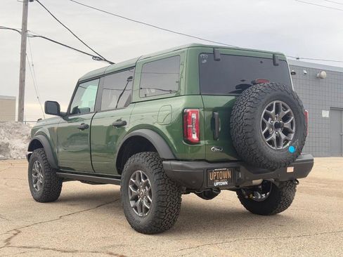 New 2025 Ford Bronco Badlands image 6