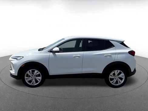 Used 2025 Buick Encore GX Preferred FWD image 9