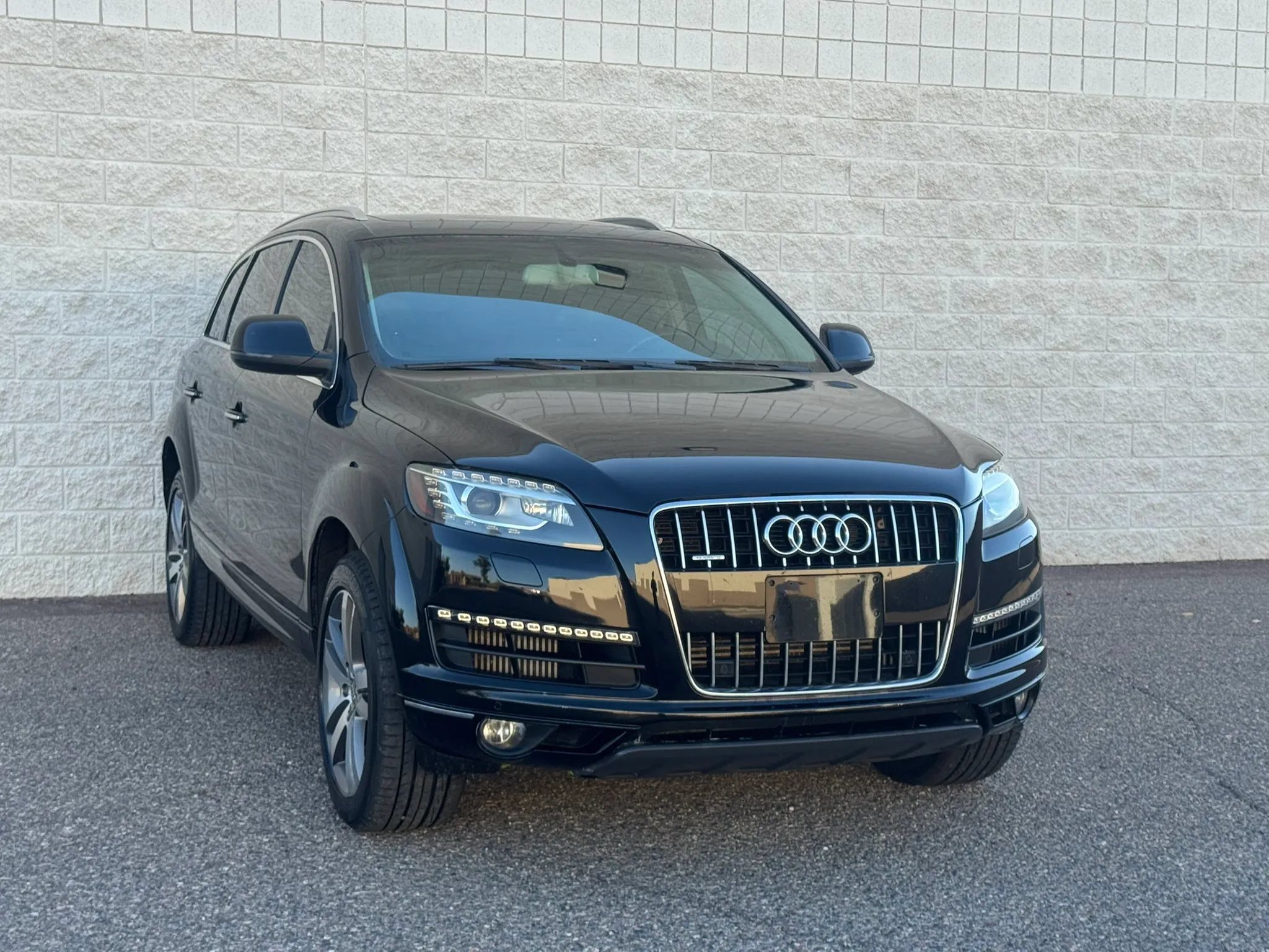 Used 2015 Audi Q7 TDI Premium Plus w/ Premium Plus Package AWD/4WD image 3
